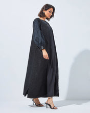 Load image into Gallery viewer, Day to Night Black Abaya
